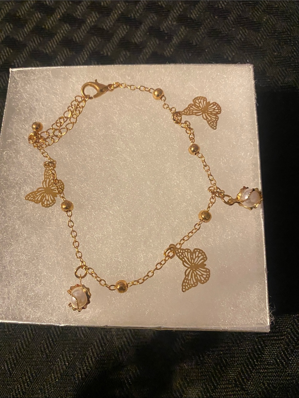 Butterfly & pearls 9” bracelet with extender nib